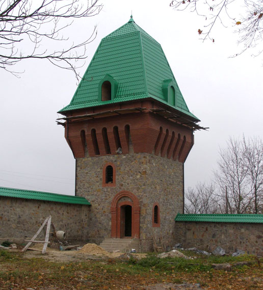 башта монастиря