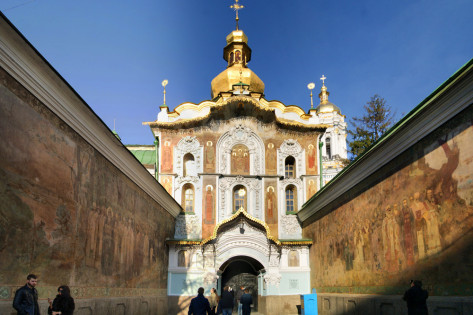 Києво-Печерська Лавра. Троїцька надбрамна церква