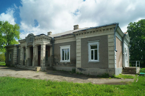 Квітневе (Казимирівка). Загублений палац Потоцьких.