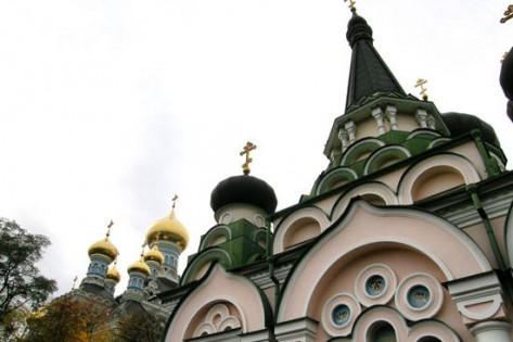 Покровський монастир. Спадок тітки царя та найбільший собор Києва
