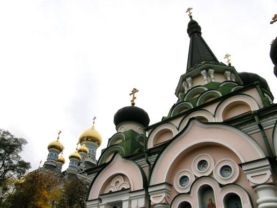 Покровский монастырь. Наследие тетки царя и самый большой собор Киева