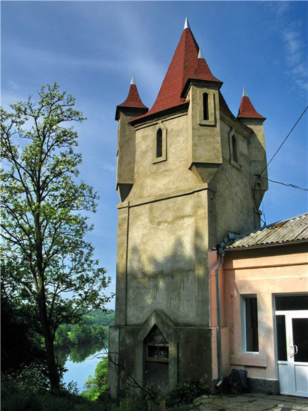 Сутиски Цікаві місця • Пам'ятки • Що подивитись у Сутиски?