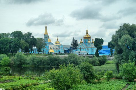 Городок. Миколаївський монастир