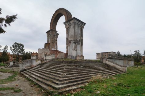 Червоний Маяк. Григоріївський Бізюків монастир