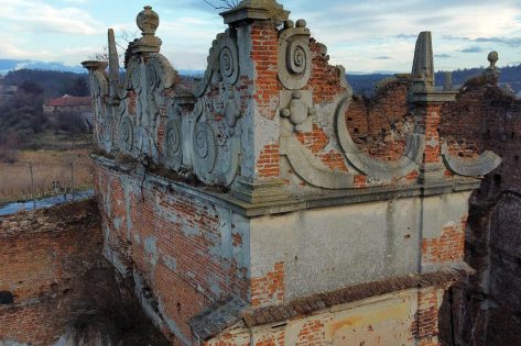 Старосільський замок XVII ст. повернули у державну власність (фото)