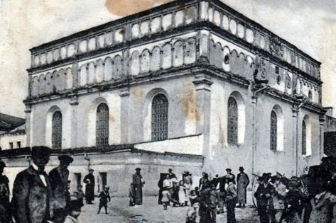 На Львівщині пропонують «покращити» знамениту Бродівську синагогу (фото)