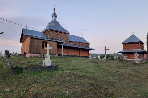 Пліхів. Старий цвинтар