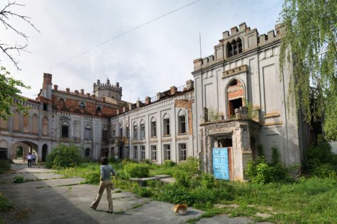 Неоготичний замок Грохольських-Терещенків остаточно повернули державі