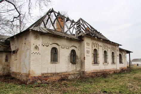 У Пархомівці, що на Київщині, тихо помирає пам’ятка архітектури.