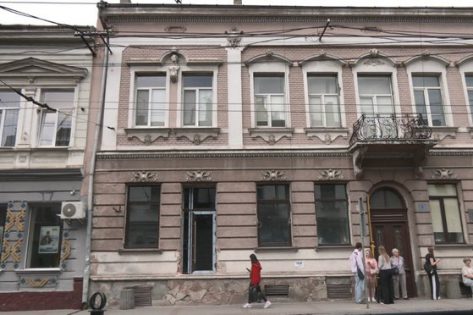 У Тернополі спотворили пам’ятку архітектури 1912 року: громада обурена