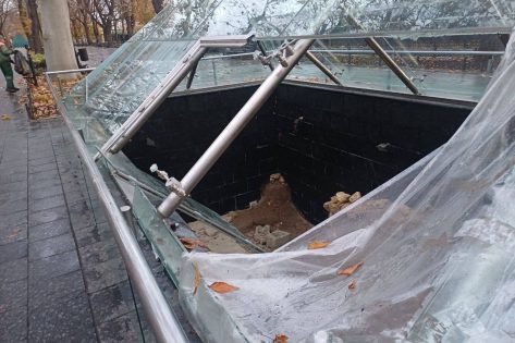 В Одесі вандали знову пошкодили античну пам’ятку (фото)