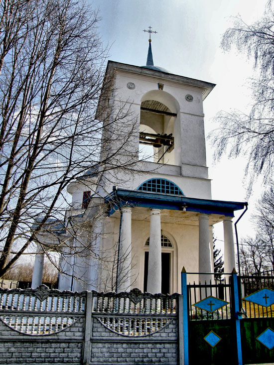 Безугловка. Михайловская церковь