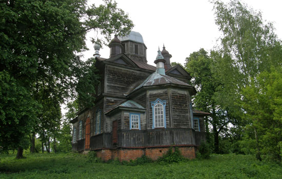 Лариновка. Покровская церковь