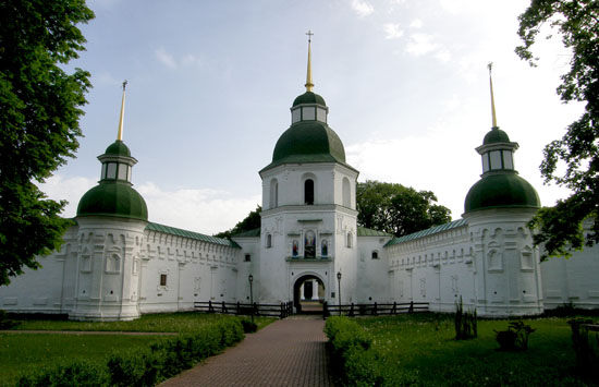 Новгород-Северский. Спасо-Преображенский монастырь