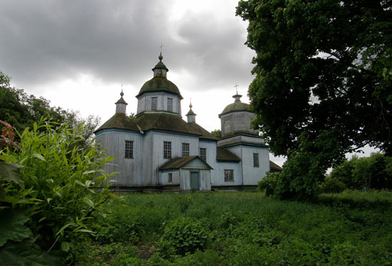 Степановка. Троицкая церковь